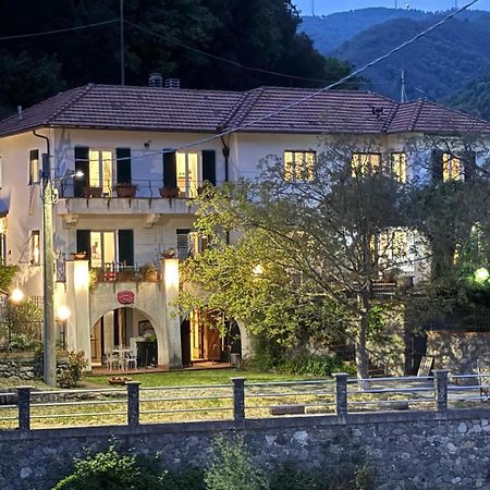 La Casa Sul Fiume Apartment Албисола Супериоре Екстериор снимка